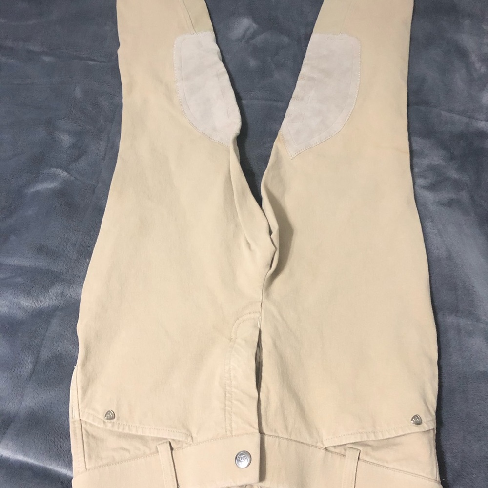 Juniors size 14 Ariat heritage  breech pants.
